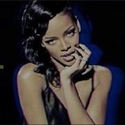 Rihanna Diamonds Live On SNL
