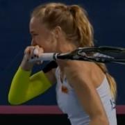 Tennis Player Can T Stop Laughing At The Opposite Player Mistake