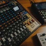 MPC One Tascam Model 12 Is An AWESOME DAWless Setup