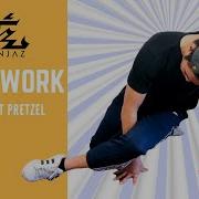 How To Breakdance Breakdance Footwork Fakeout Pretzel Basic Breakdance Steps And Moves