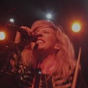 Ellie Goulding Under The Sheets Live Rising