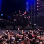 The Exploited HellFest 2011 02 Fight Back