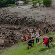 Moments Filmed Seconds Before Disasters Best Of 2025 3