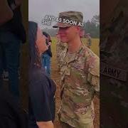 Солдат воссоединилась со своей сестрой близнецом