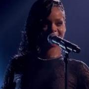 Rihanna Diamonds Acoustic Legendado