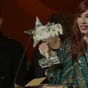 Hande Yener Apayrı En İyi Albüm PowerTürk Müzik Ödülleri 2007