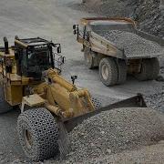 Caterpillar 992K Wheel Loader Loading Caterpillar 777F Dumpers Interkat SA 4k