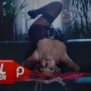 Hande Yener Benden Bir Tane Daha Yok Official Video