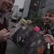Nardwuar Vs Franz Ferdinand 2004
