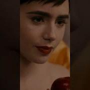 Snow White And The Apple Mirror Mirror