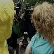 Алла Пугачева и другие выход на асфальтовой дорожке Новая волна в Юрмале 25 07 2007 г
