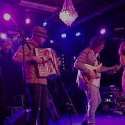 Larry Keel Experience One 8 7 18