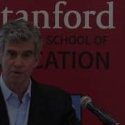 GSE Dean Daniel Schwartz Welcomes Students At The 2016 New Student Orientation