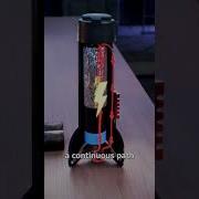 Как заставить фонарик работать от одной батарейки