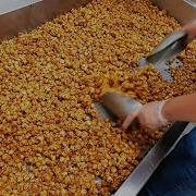Американская еда ЛУЧШИЙ ПОПКОРН в Чикаго Сыр Чеддер и Карамель