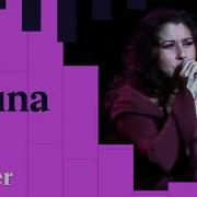 Nilüfer Tek Başına Canlı Performans