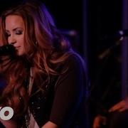 Demi Lovato Skyscraper An Intimate Performance