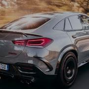 11 Fastest SUVs In The World 2026