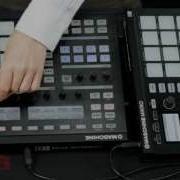 Jeremy Ellis On Native Instruments Maschine And Maschine Mikro Routine