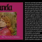 Funda Çaresizim Lyrics Karaoke