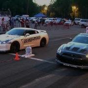 Nissan GT R GTT 1000 Vs Nissan GT R BoostLogic Godzilla