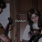 Seni Gördüğüm Ilk Gün Gibi Gözünü Kapat Ve öp Beni