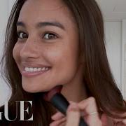 Victoria S Secret Model Kelsey Merritt S Guide To Freckles Better Brows Beauty Secrets Vogue