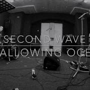 Second Wave Swallowing Ocean Live