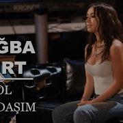 Tuğba Yurt Yol Arkadaşım Akustik Canlı Performans