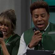 SNL Gate Agents Sketch Hilariously Real Airport Chaos