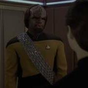 Star Trek TNG LCDR Data Corrects LT Worf