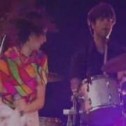Pin Yeah Yeah Yeahs Live