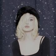 CHLOË BLACK BUNNY Visualizer