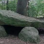 Heidenopfertisch Auf Denen Heilige Frauen Erschlagen Wurden Im Wald Nähe Oldenburg In Oldenburg
