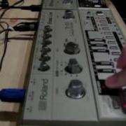 How To Program Tracks On A Roland TB 303
