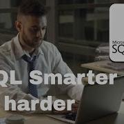 SQL Server удаляет дубликаты строк с помощью CTE