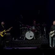 BLUE ÖYSTER CULT SHOOTING SHARK Lyrics Based On A Poem By Patti Smith At Hard Rock Tampa 7 4 2025
