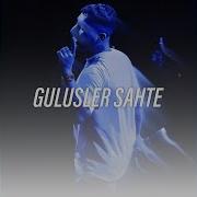 Gülüşler Sahte