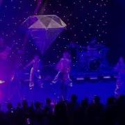 Ava Max Sleepwalker Finally On Tour In London