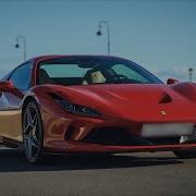 Красная и классная Ferrari F8 Spider