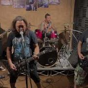 Trapped Under Ice Metallica Cover By MetalheadZ