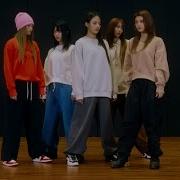 NewJeans Ditto Dance Practice Mirrored 4K