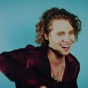 Luke Hemmings CHAOTIC Cocktail Chats Moments 5sos