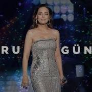 Ebru Gündeş Ten 2018 Sueno Show
