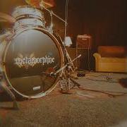 Metamorphine Nailed To The Ground