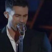 Maroon 5 Makes Me Wonder Live
