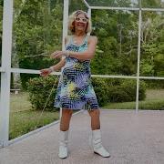 Dizzy Line Dance Demo And Teach With 2 Modifications