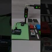 Traffic Light Using Arduino Arduino Arduinoproject Diy