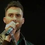 Maroon 5 Makes Me Wonder Acoustic AT T Room